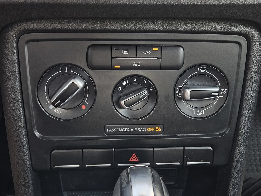 2019 Volkswagen Beetle S