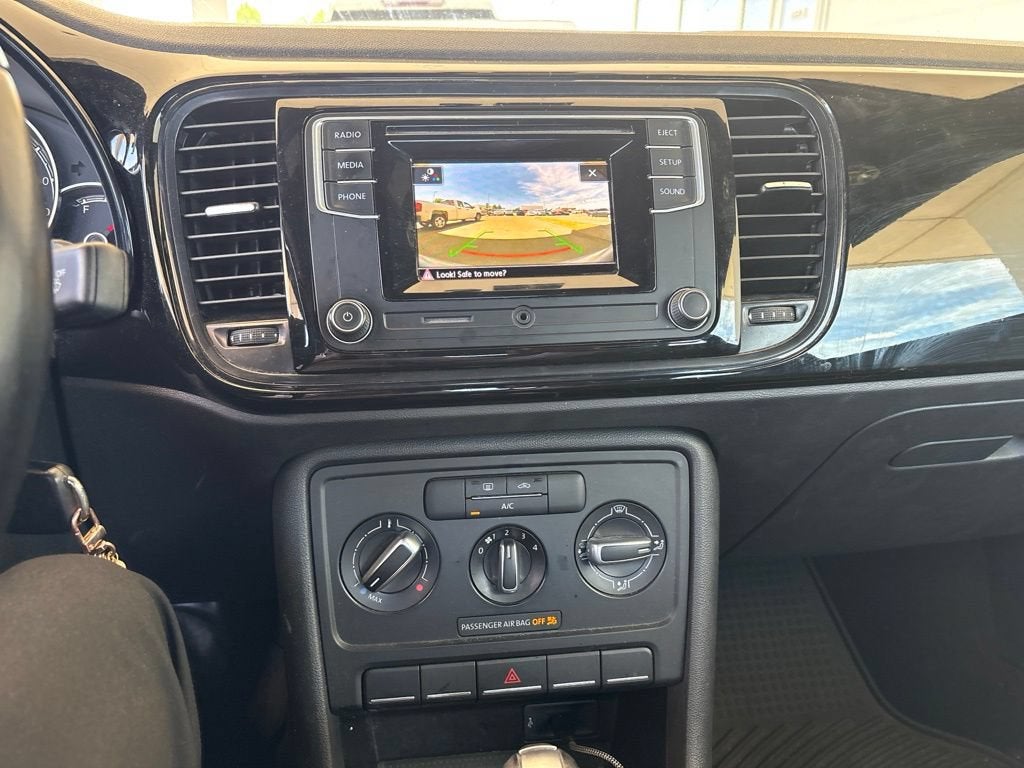 2019 Volkswagen Beetle S