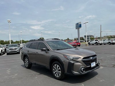 2024 Subaru Outback Premium