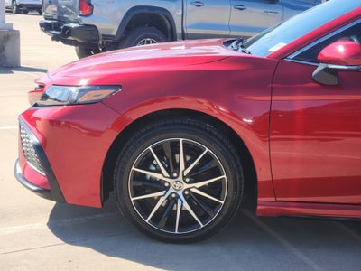 2024 Toyota Camry SE