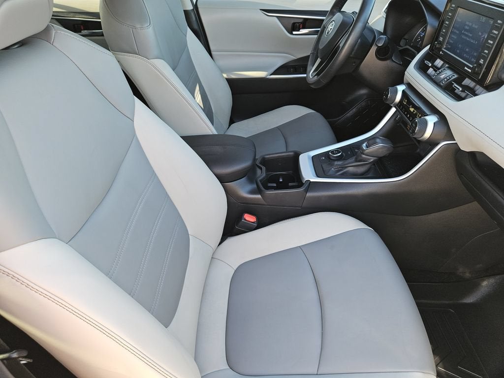 2022 Toyota RAV4 Hybrid XLE Premium