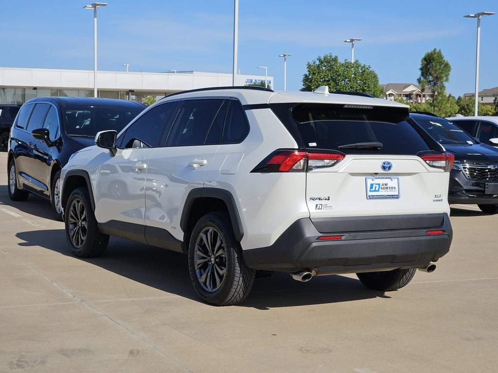 2022 Toyota RAV4 Hybrid XLE Premium
