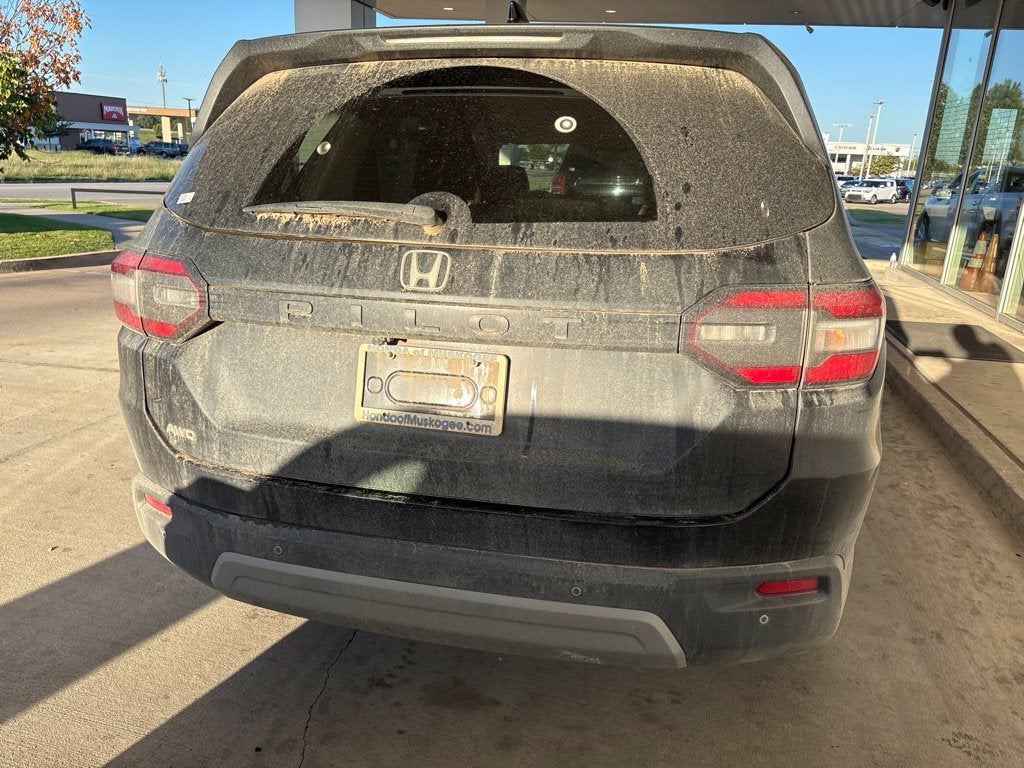 2023 Honda Pilot EX-L 8 Passenger