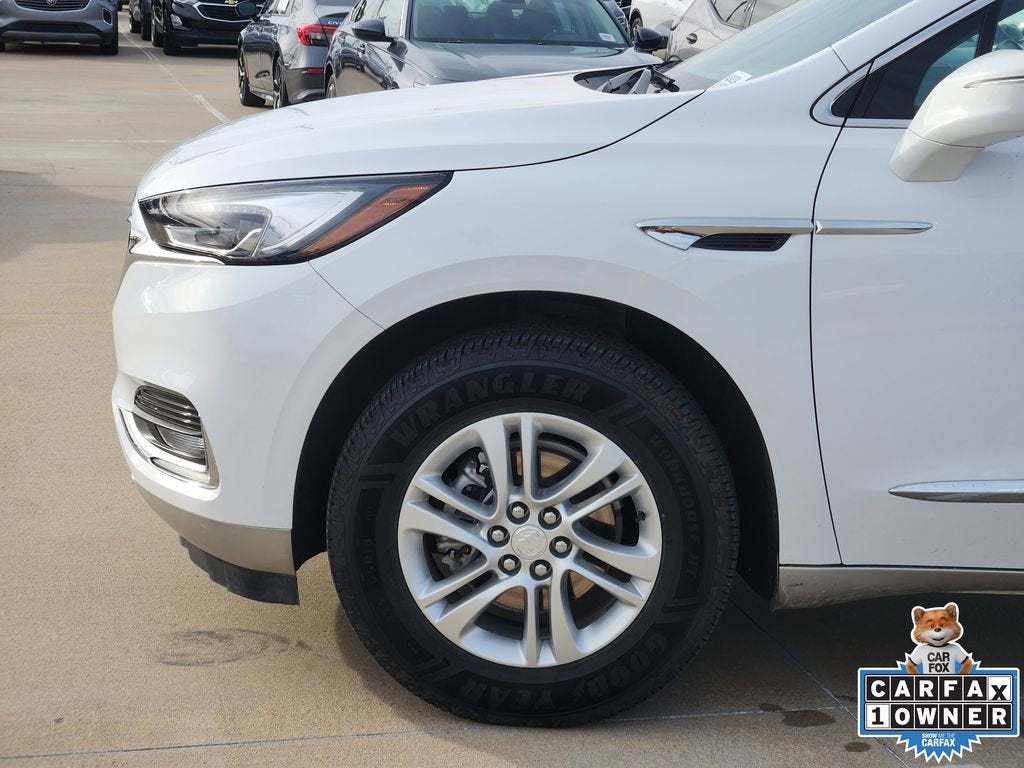 2020 Buick Enclave Essence