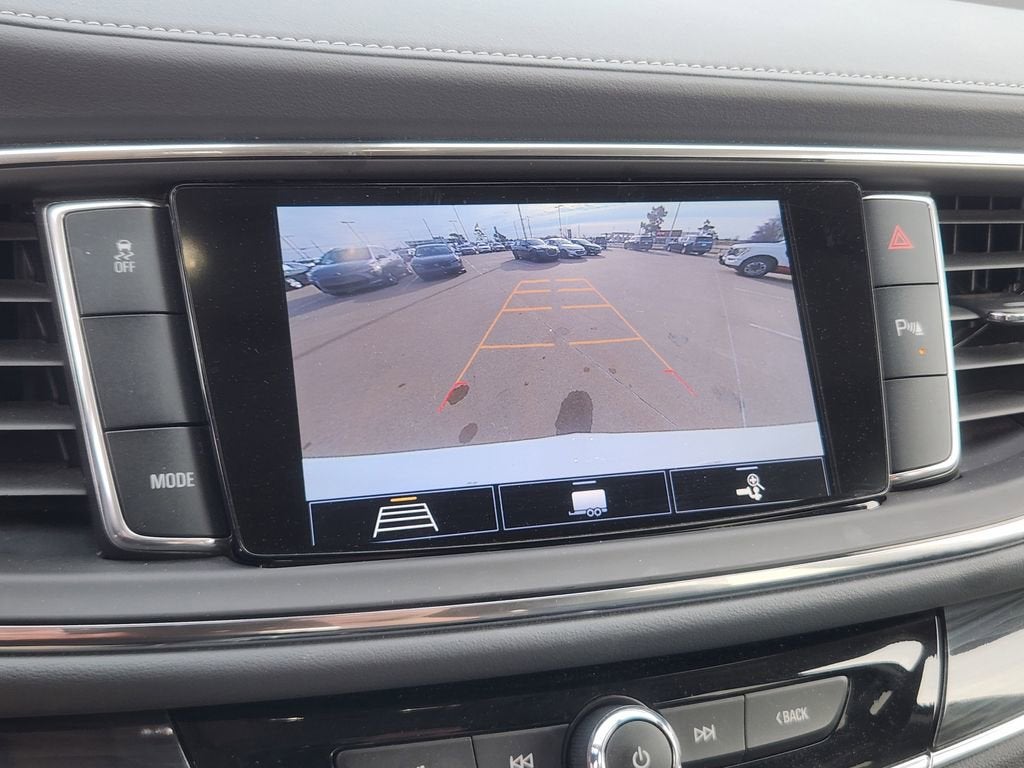 2020 Buick Enclave Essence