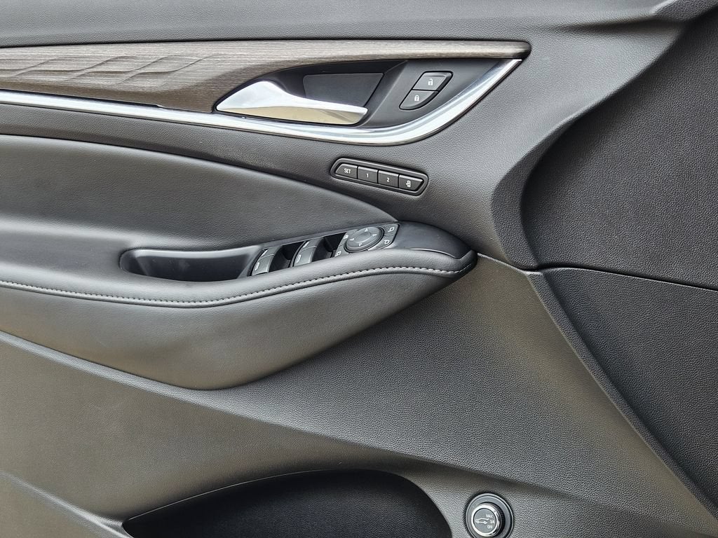 2024 Buick Enclave Avenir