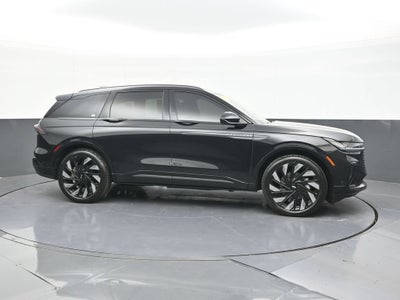 2024 Lincoln Nautilus Reserve