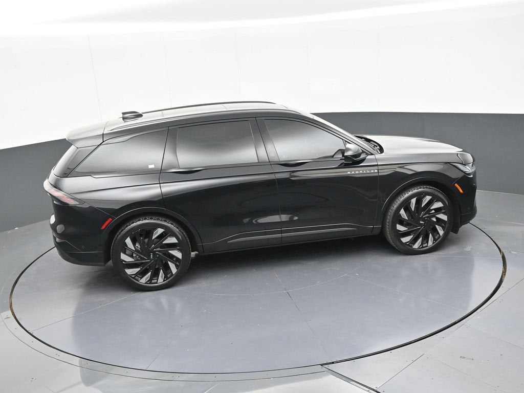 2024 Lincoln Nautilus Reserve