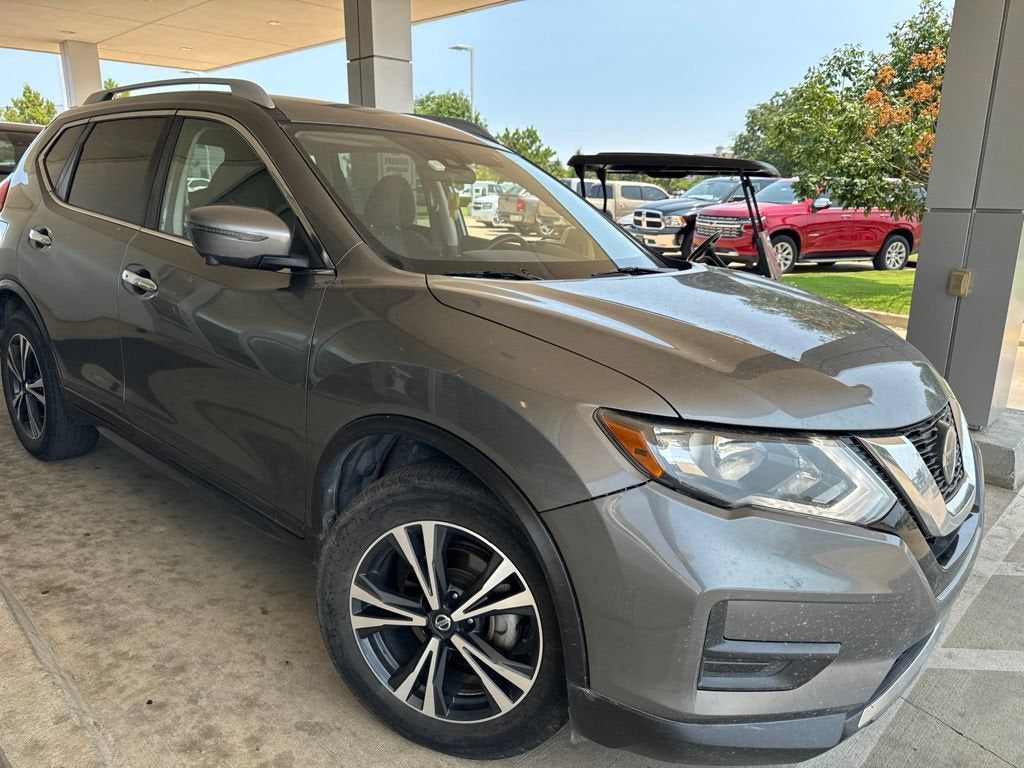 2020 Nissan Rogue SV