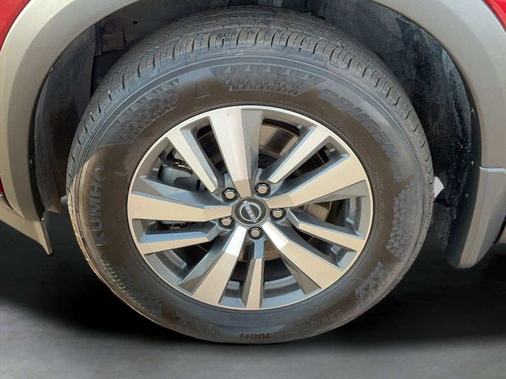 2024 Nissan Pathfinder SL
