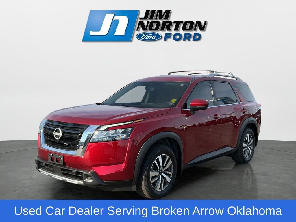 2024 Nissan Pathfinder SL