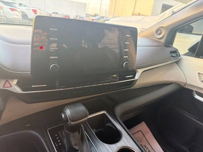 2022 Toyota Sienna Platinum
