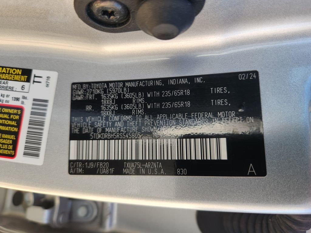 2024 Toyota Highlander LE