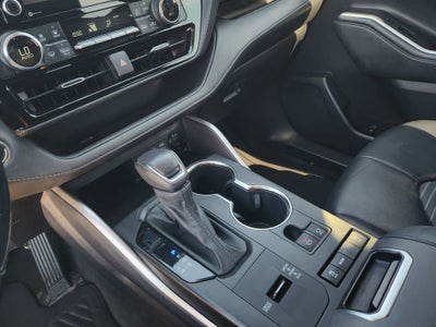 2022 Toyota Highlander XSE