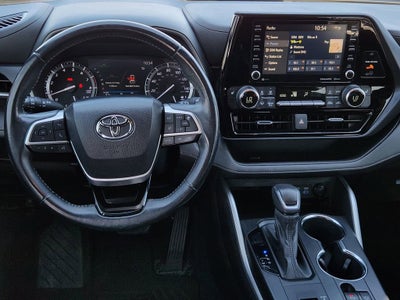 2022 Toyota Highlander XSE