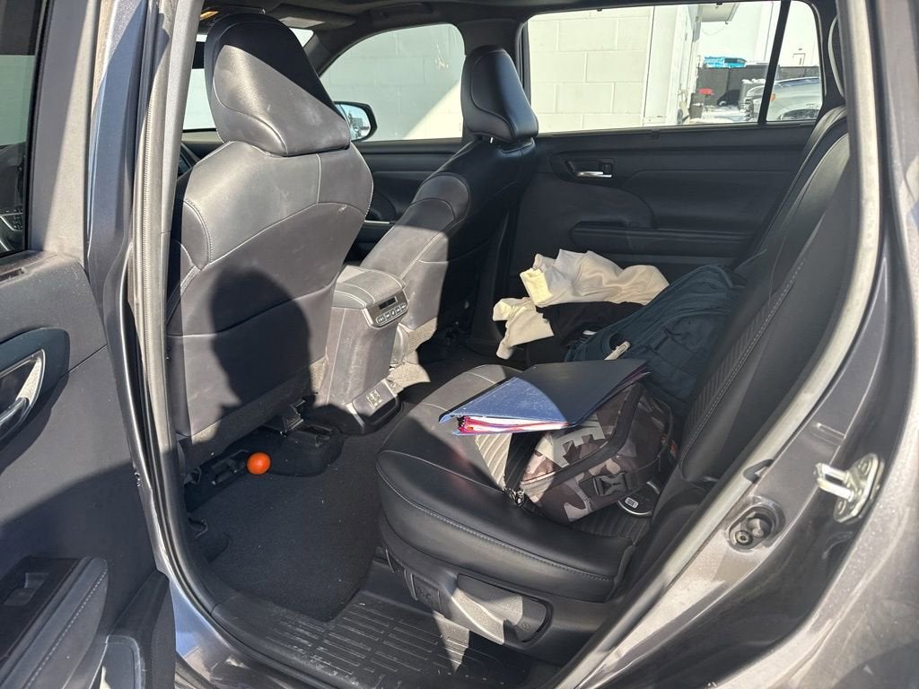 2022 Toyota Highlander XSE