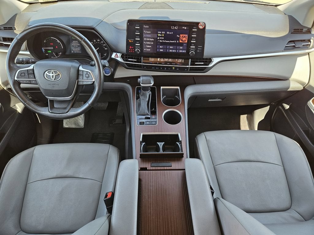 2024 Toyota Sienna XLE