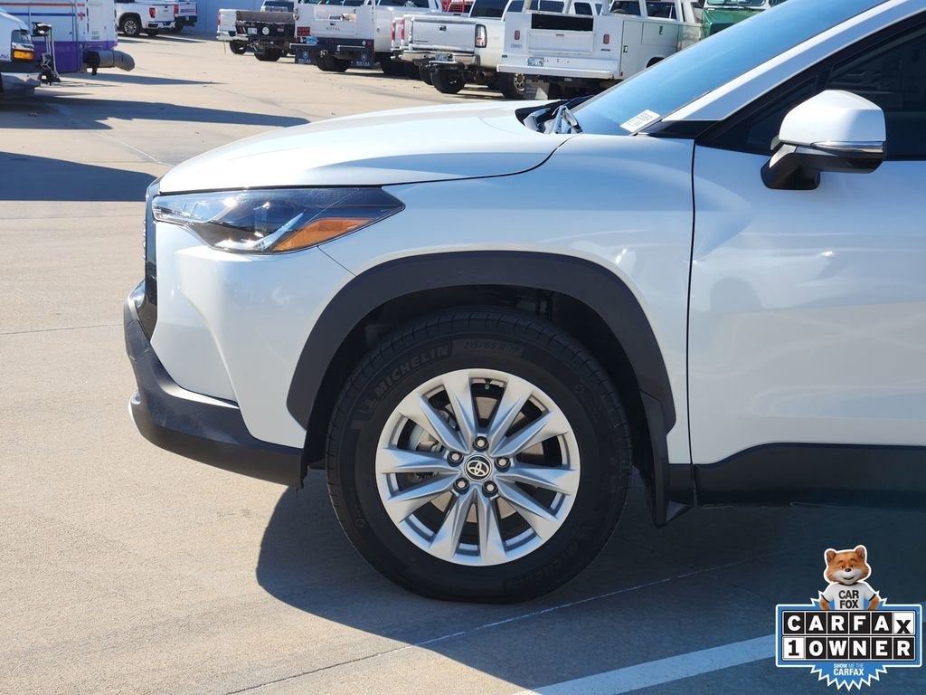 2024 Toyota Corolla Cross LE