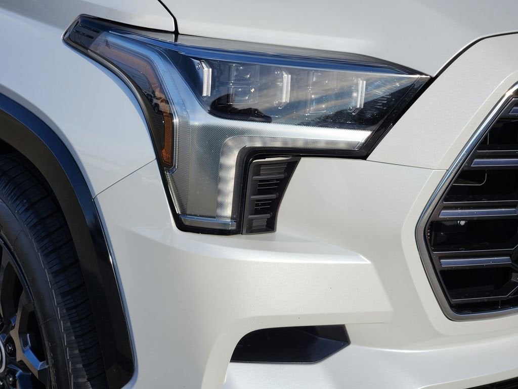 2024 Toyota Sequoia SR5