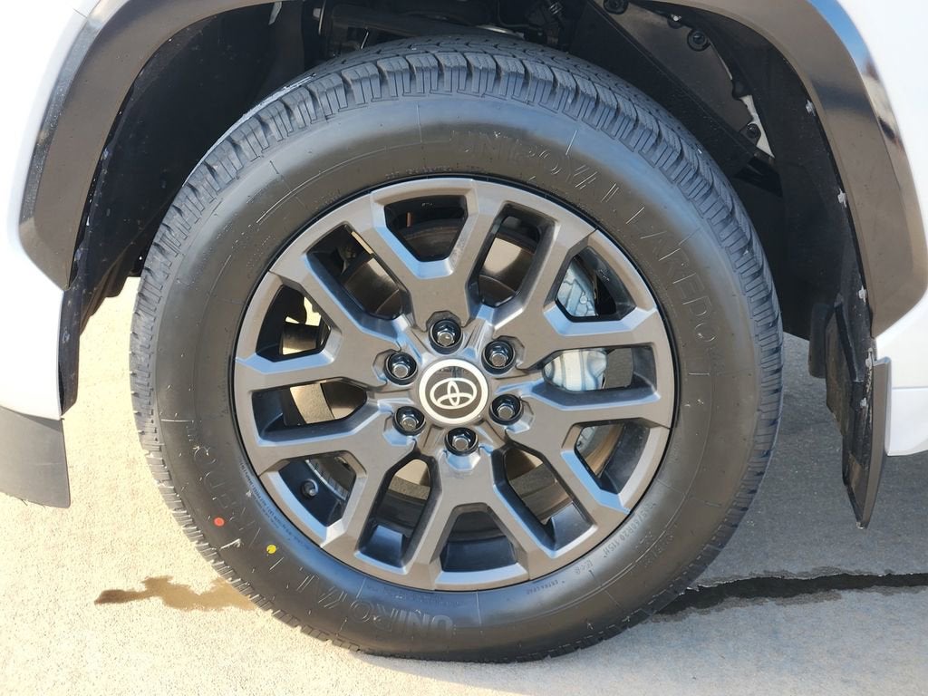 2024 Toyota Sequoia SR5