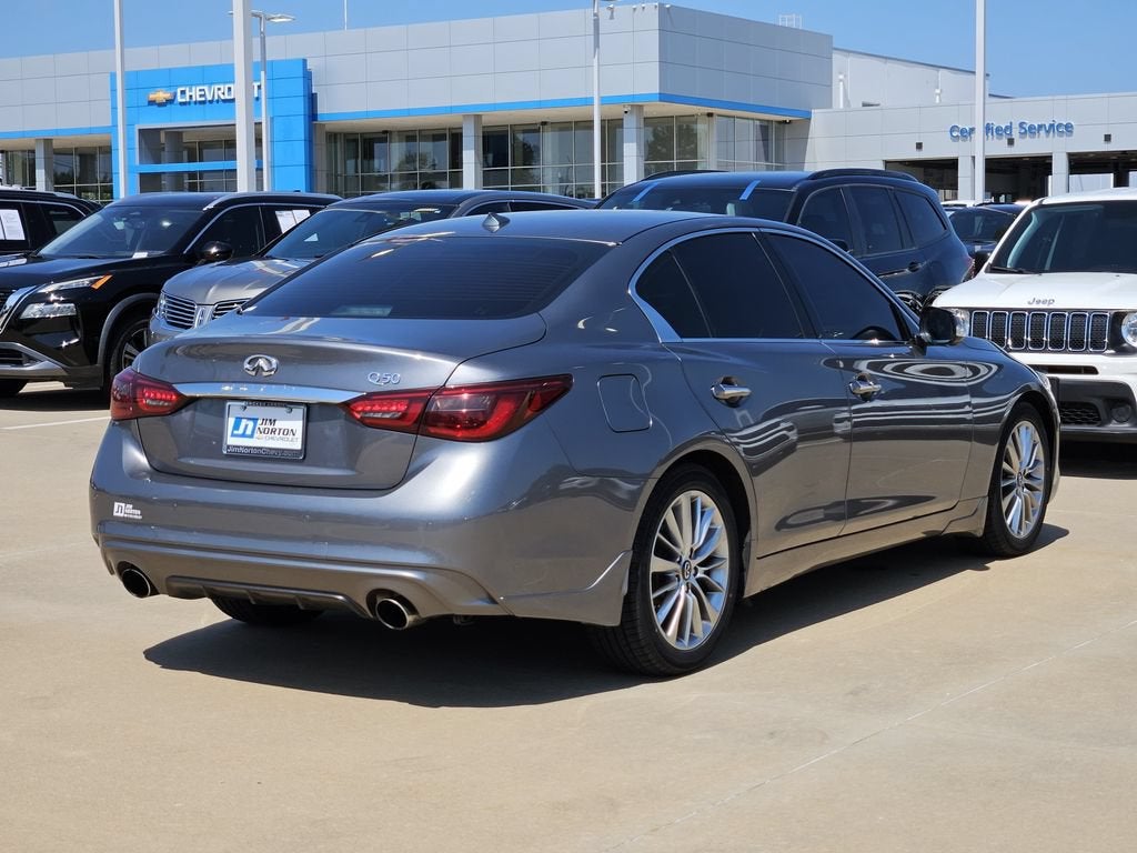2022 INFINITI Q50 LUXE