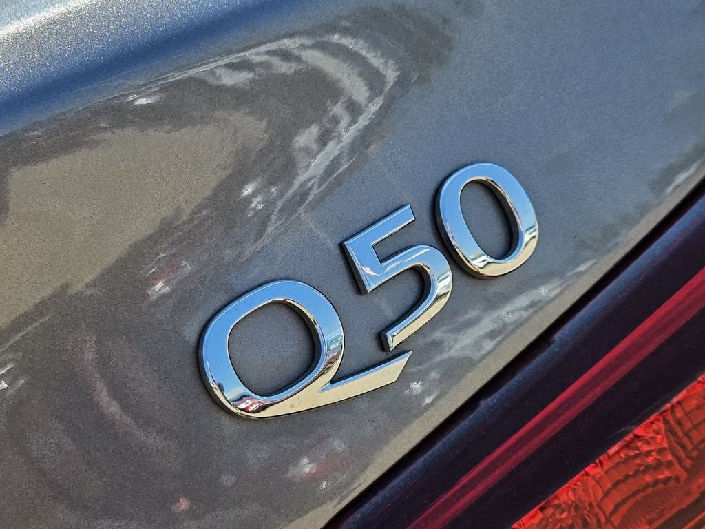 2022 INFINITI Q50 LUXE