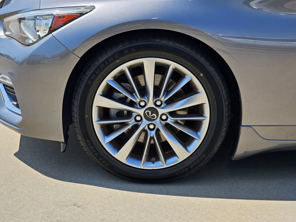 2022 INFINITI Q50 LUXE