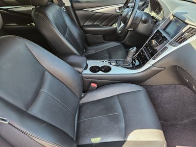 2022 INFINITI Q50 LUXE