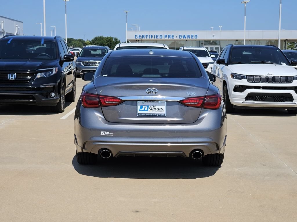 2022 INFINITI Q50 LUXE