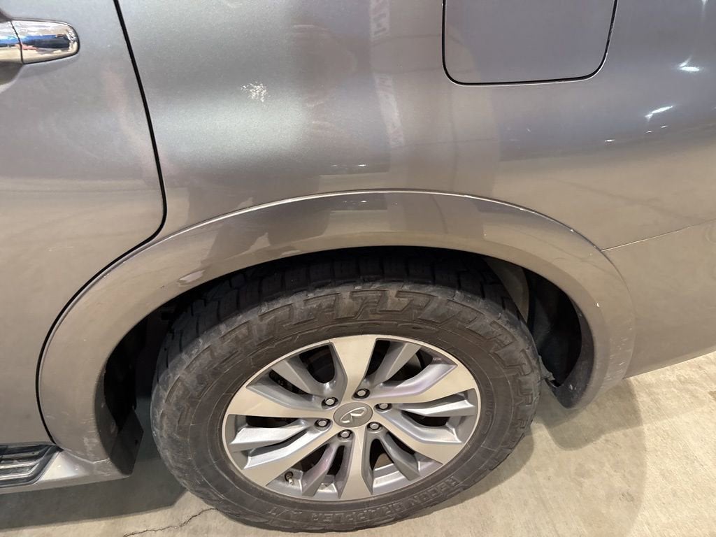 2016 INFINITI QX80 Base