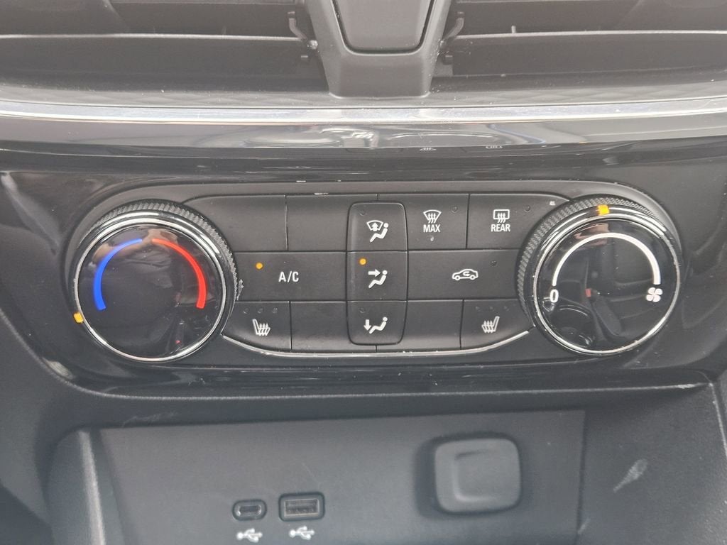 2025 Buick Encore GX Sport Touring