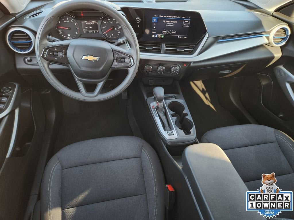 2025 Chevrolet Trax LS