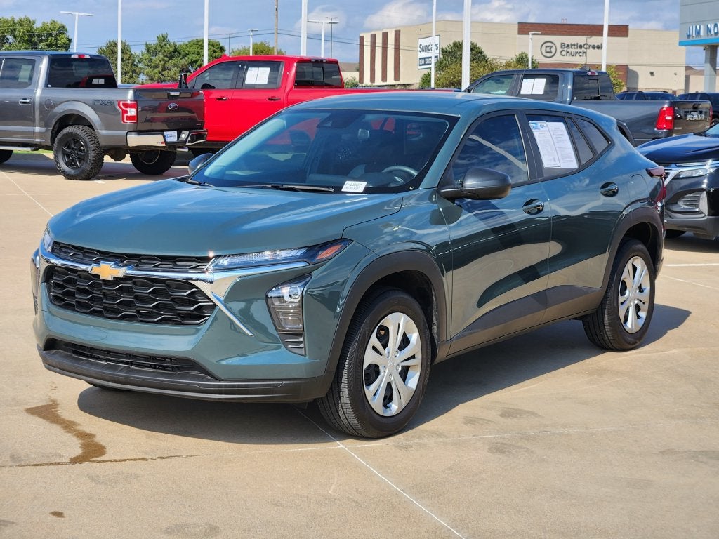 2026 Chevrolet Trax LS