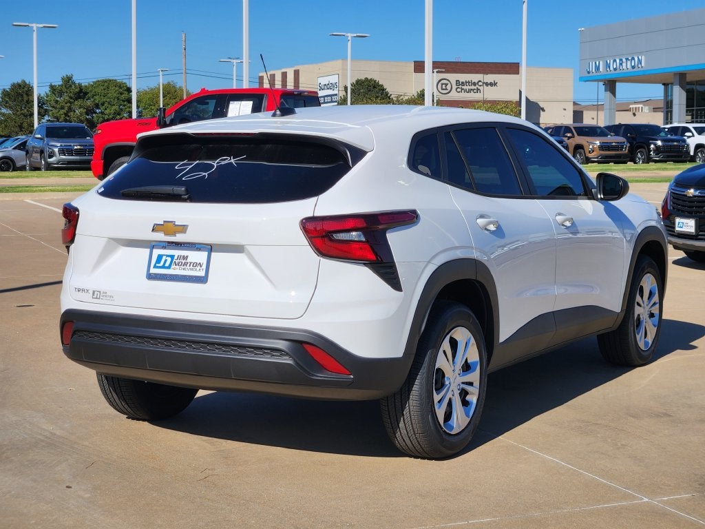 2026 Chevrolet Trax LS