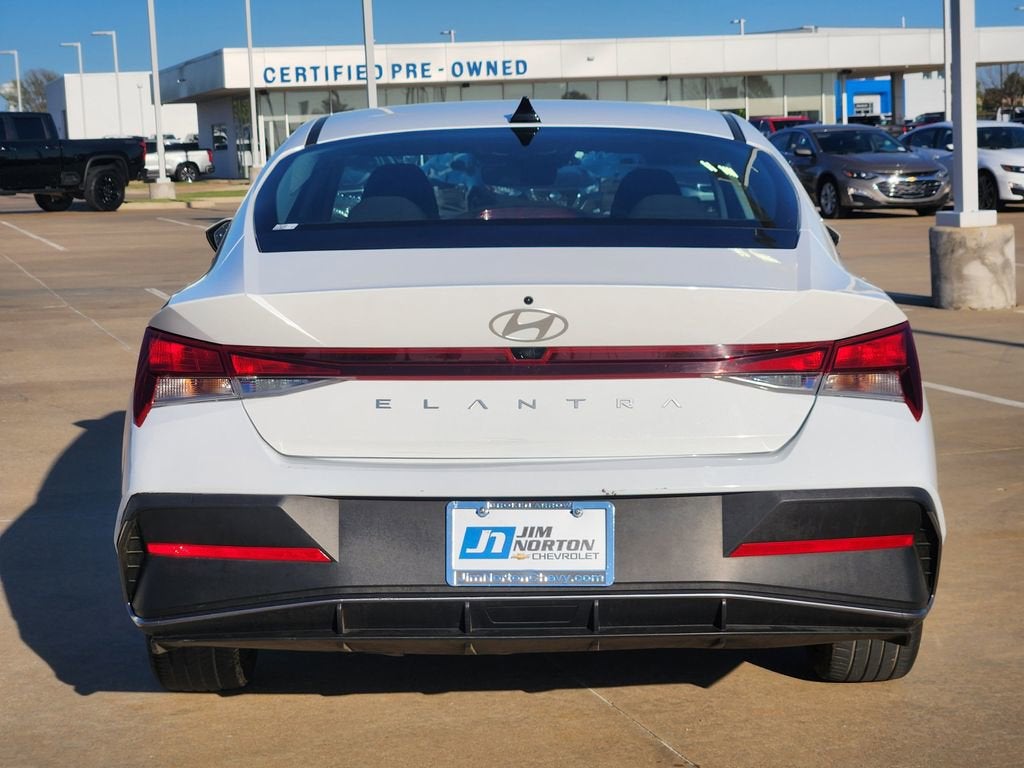 2024 Hyundai Elantra SEL
