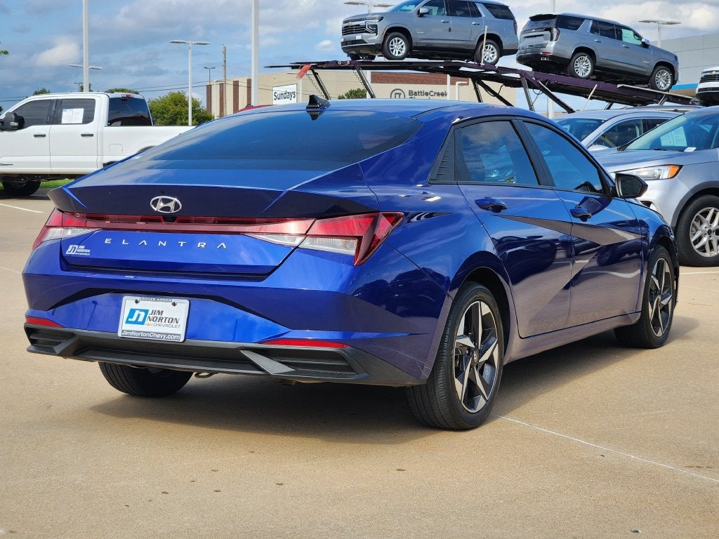 2023 Hyundai Elantra SEL
