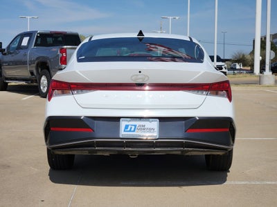 2025 Hyundai Elantra SEL Convenience