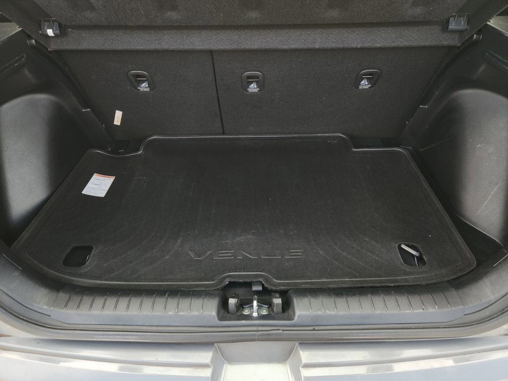 2022 Hyundai Venue Limited