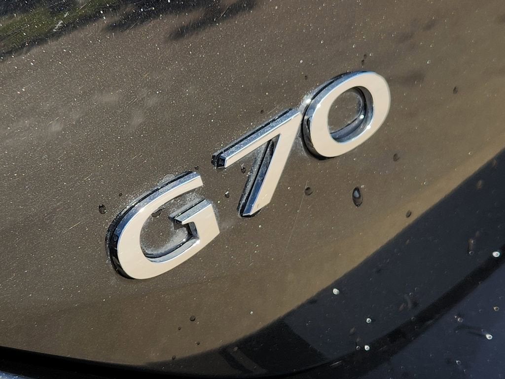 2023 Genesis G70 2.0T