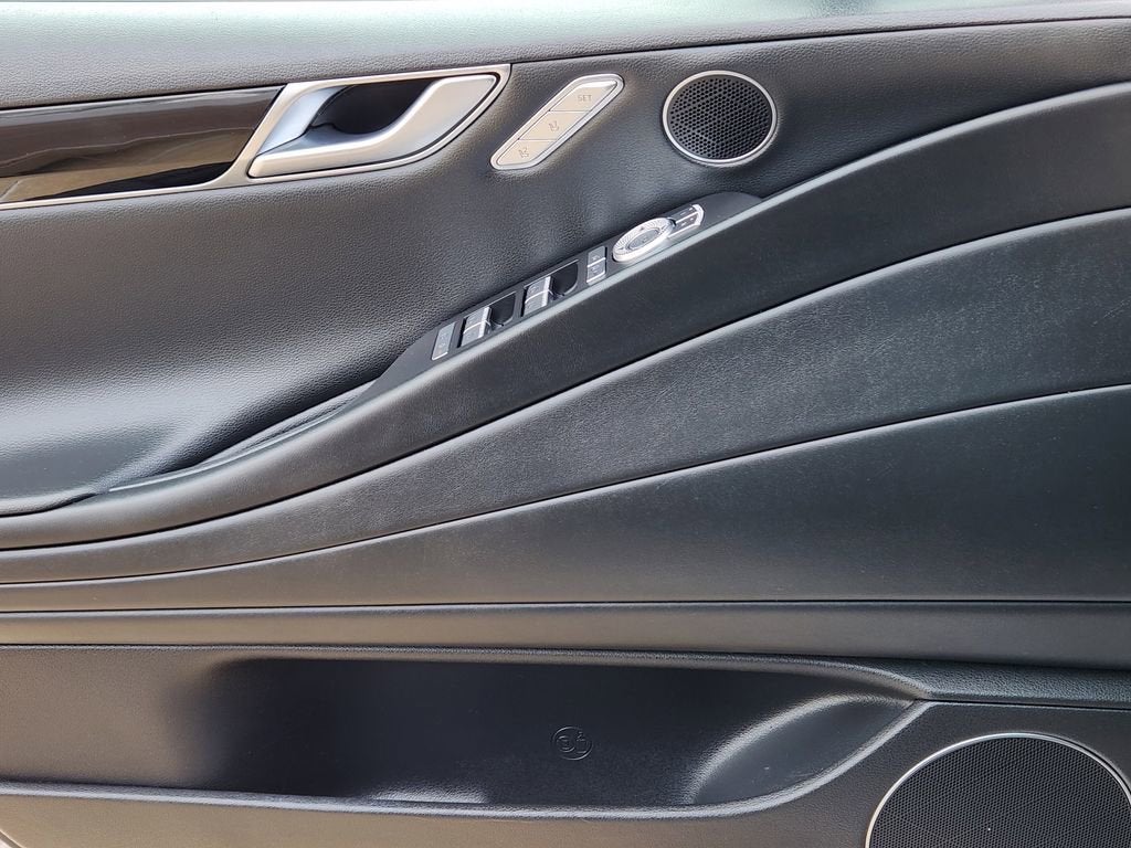 2023 Genesis G80 2.5T