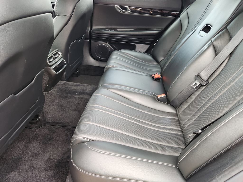 2023 Genesis G80 2.5T