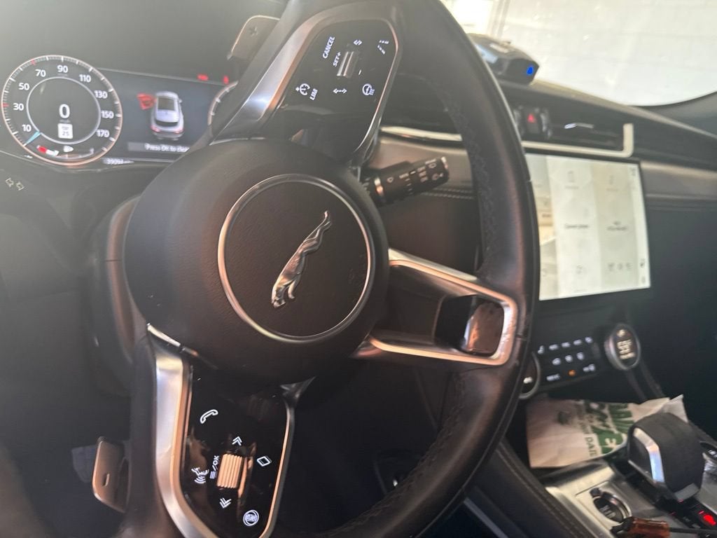 2025 Jaguar F-PACE R-Dynamic S