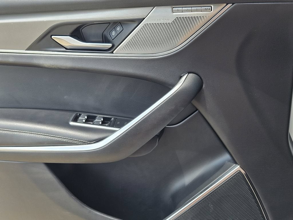 2025 Jaguar F-PACE R-Dynamic S