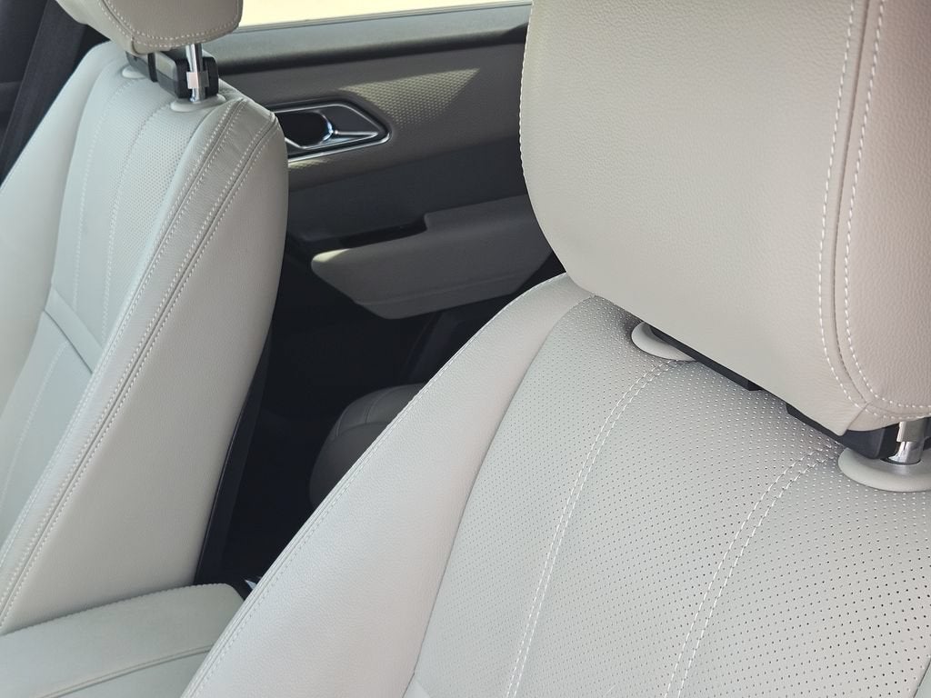 2023 Land Rover Range Rover Velar R-Dynamic S