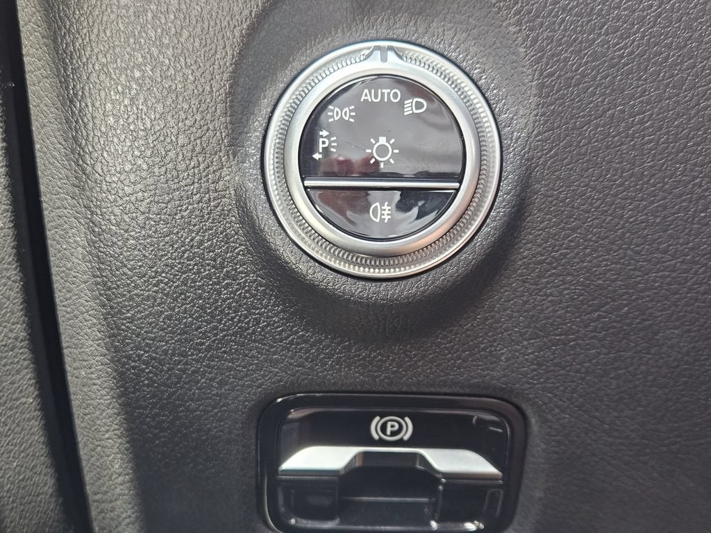 2022 Mercedes-Benz C-Class C 300