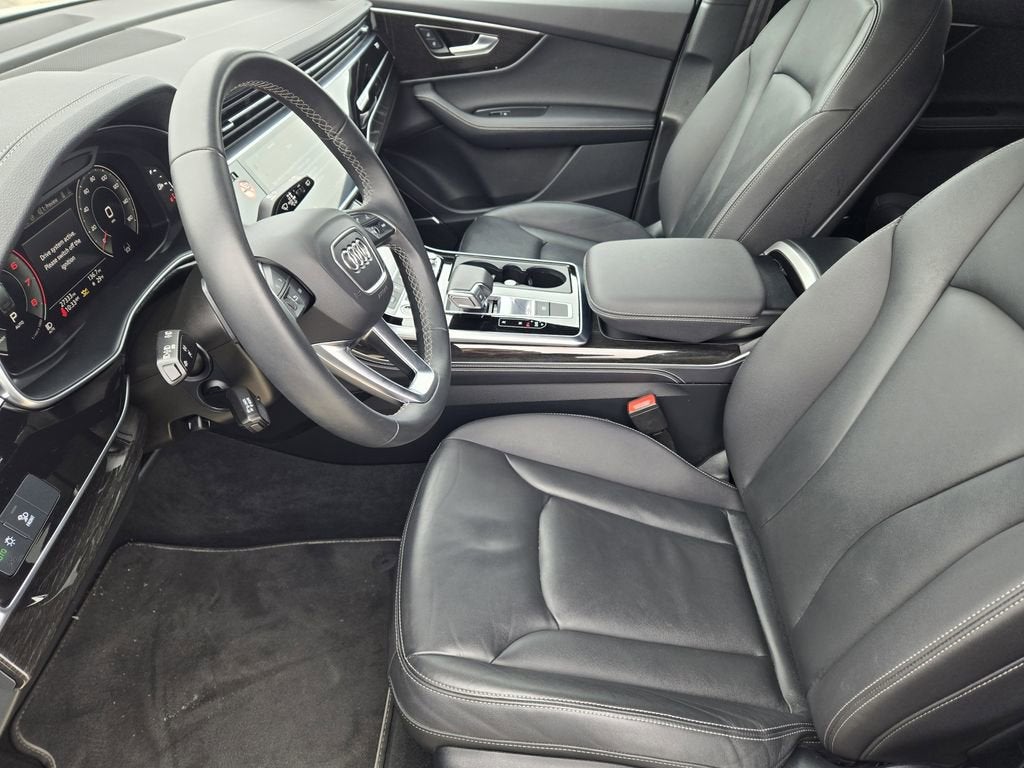 2025 Audi Q7 Premium Plus