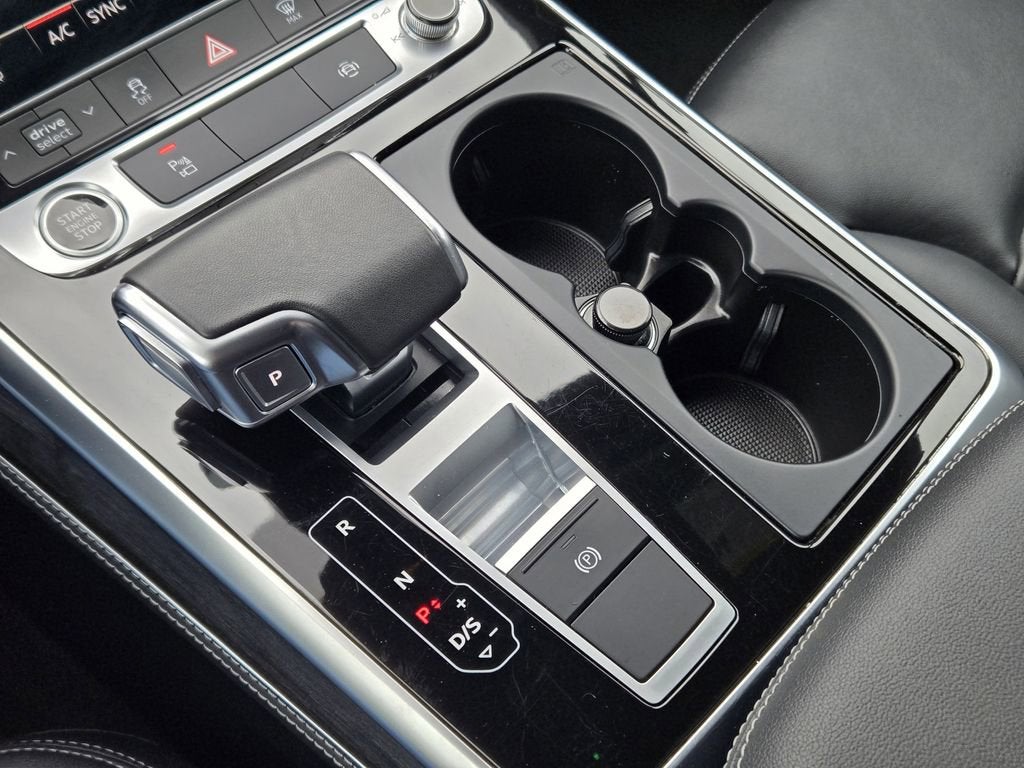 2025 Audi Q7 Premium Plus