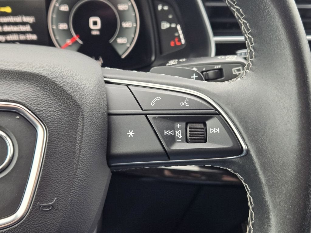 2025 Audi Q7 Premium Plus