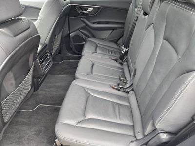 2025 Audi Q7 Premium Plus