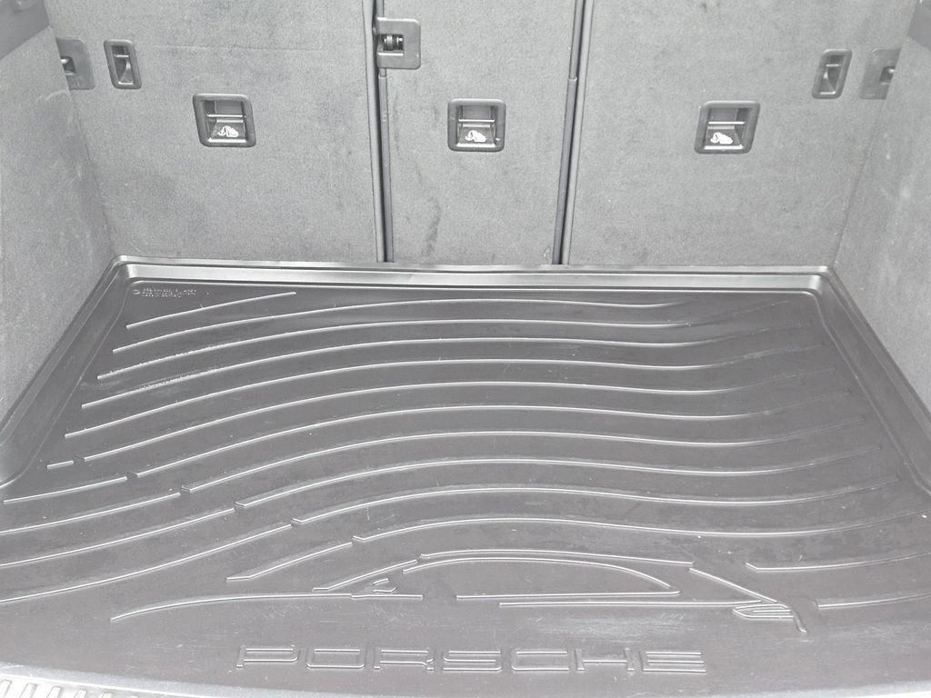 2020 Porsche Macan S